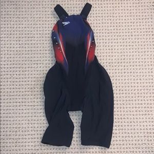 USA Kneeskin Size 25
